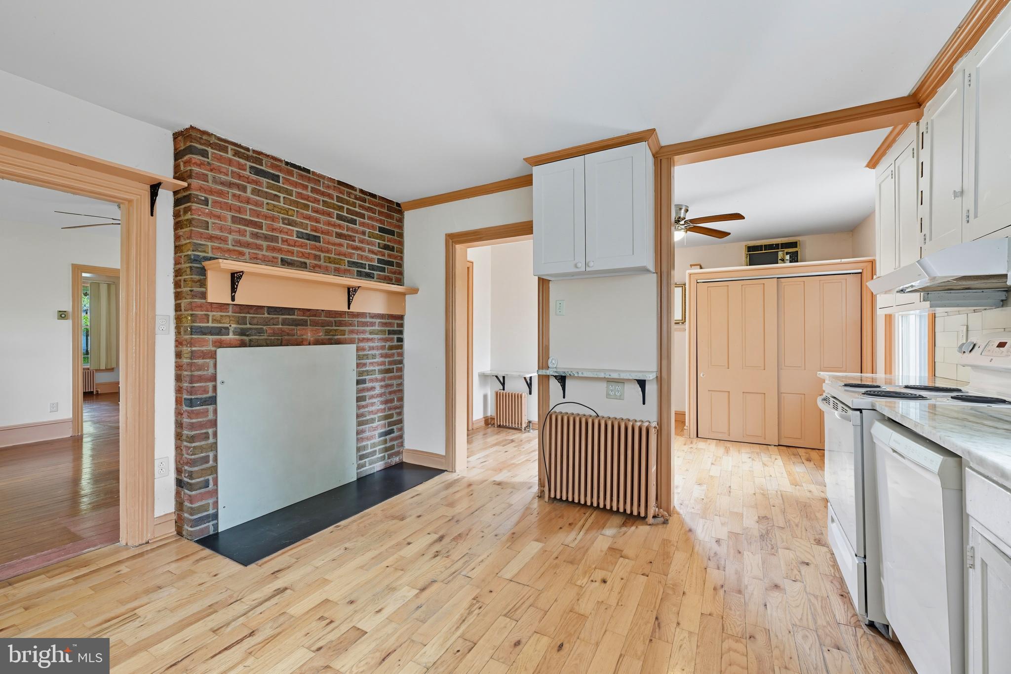 WOODGATE - Residential Lease