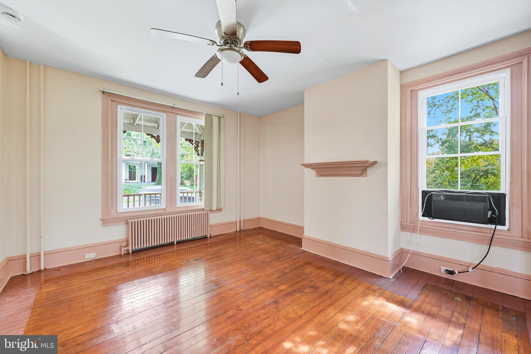 WOODGATE - Residential Lease