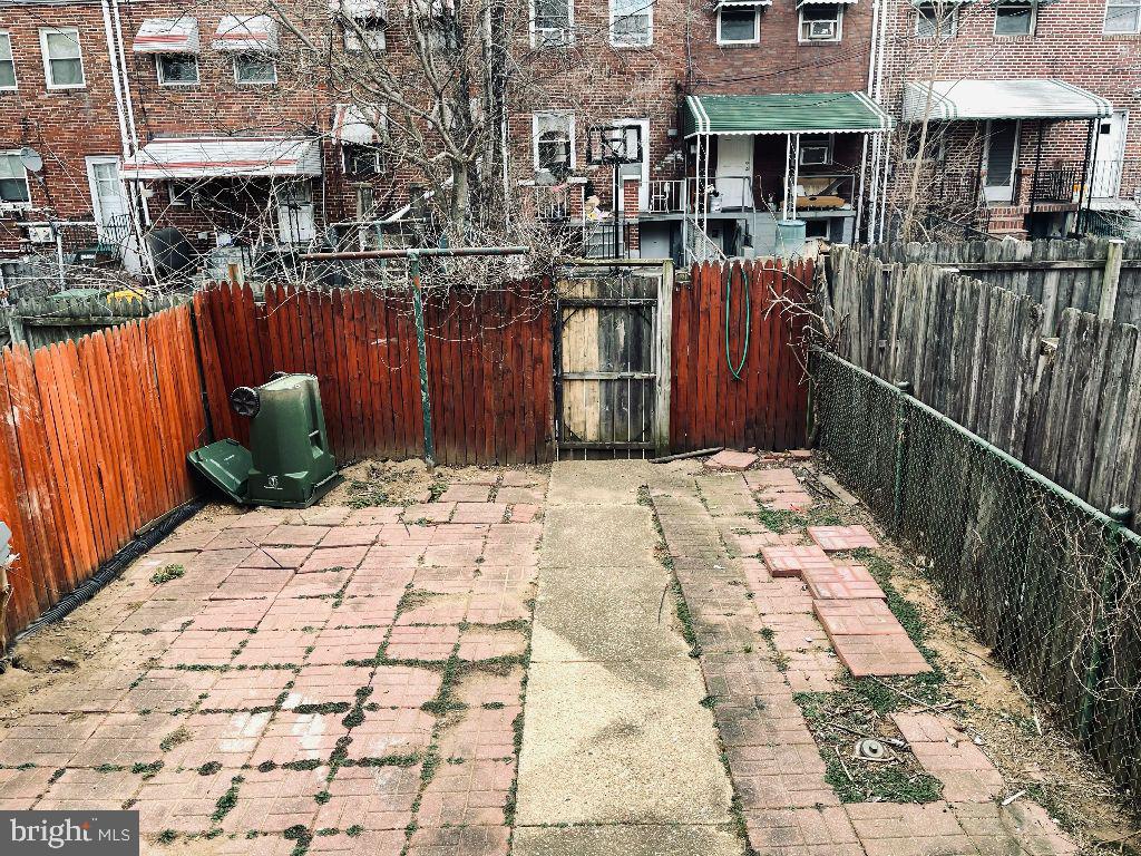 BROOKLYN - Residential