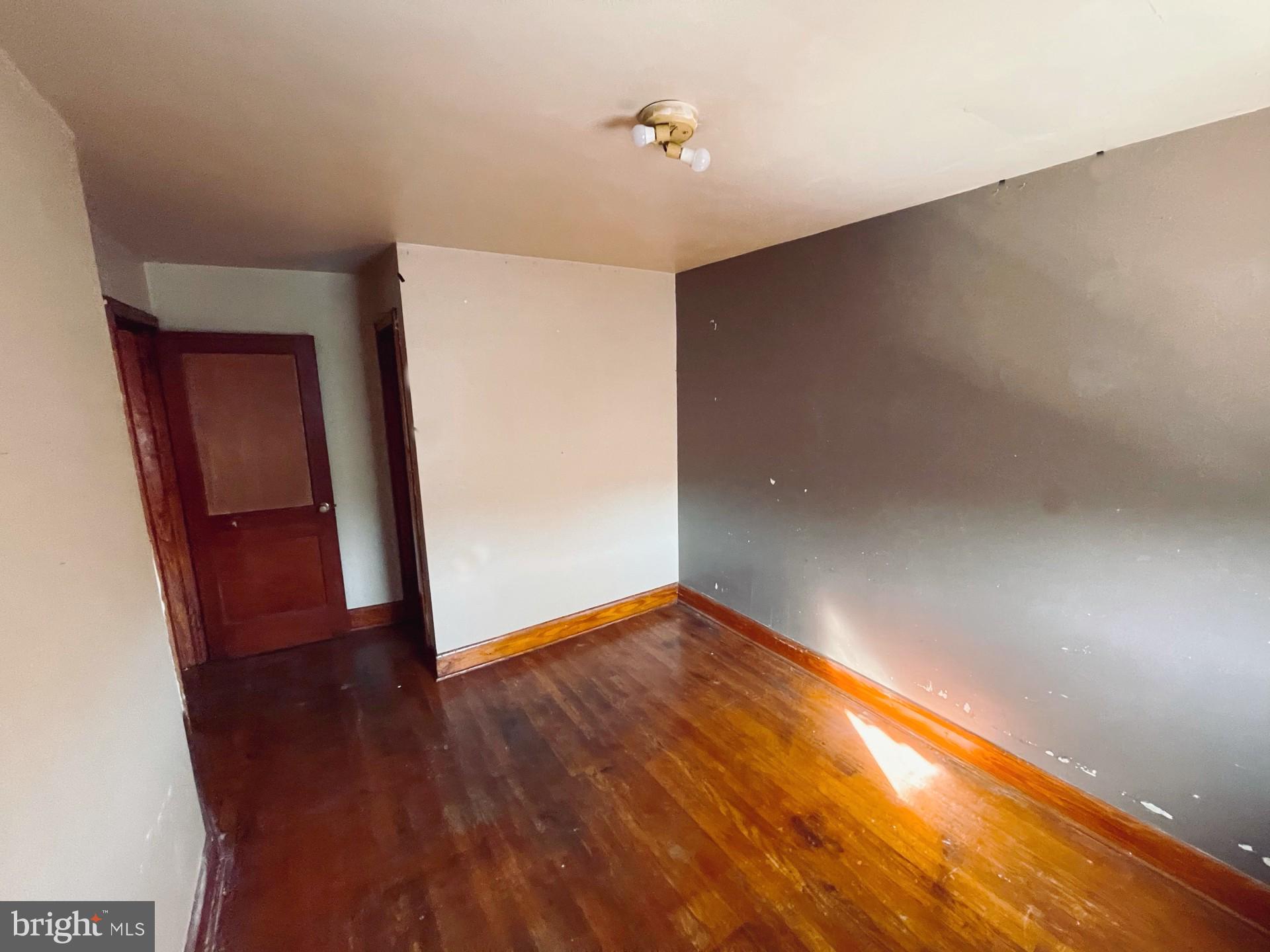 BROOKLYN - Residential