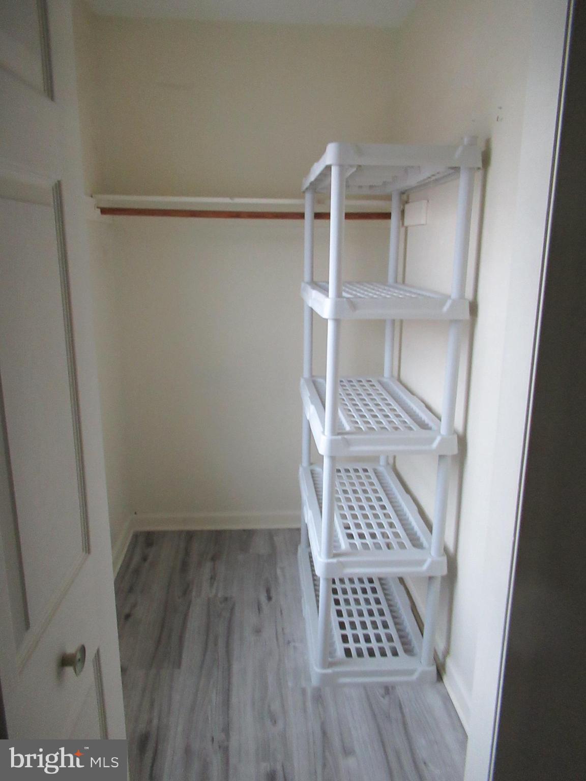 OXFORD - Residential Income