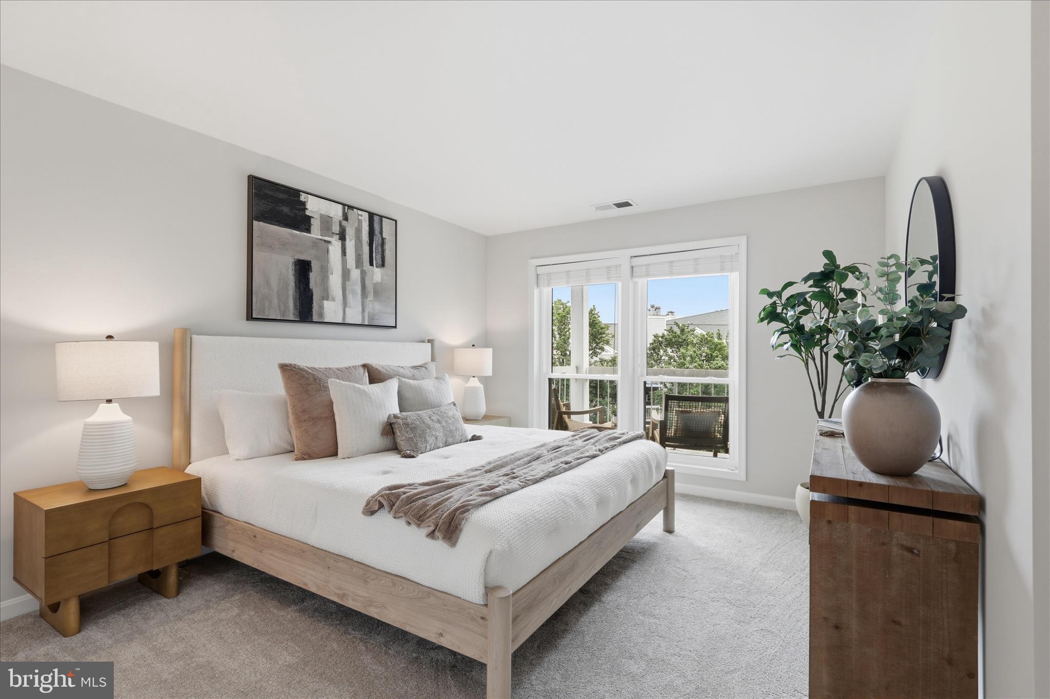 FOUR WINDS AT OAKTON - Residential