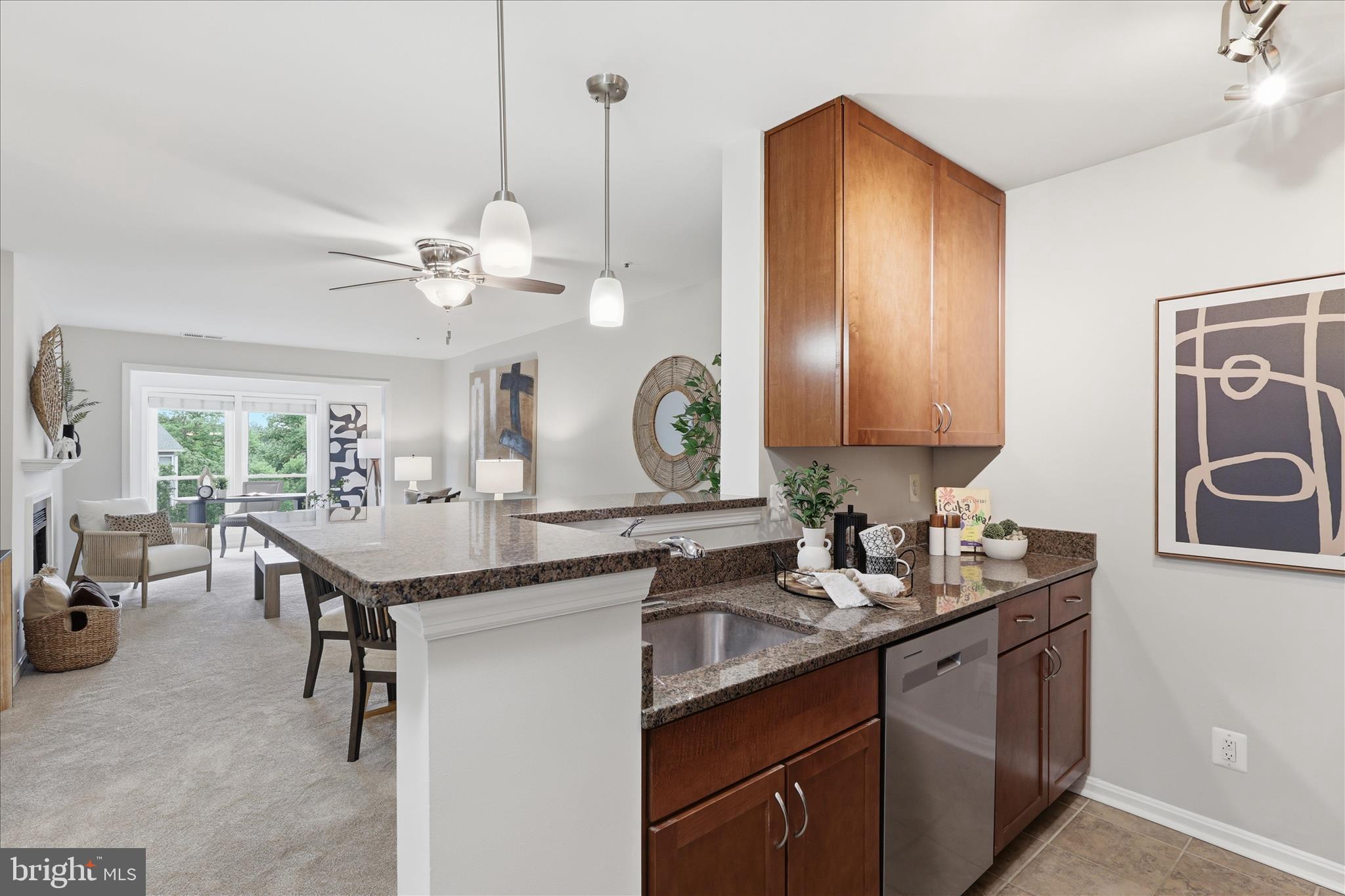 FOUR WINDS AT OAKTON - Residential
