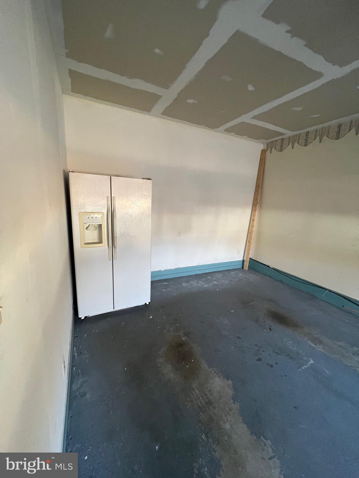 SULLY STATION II - Residential Lease