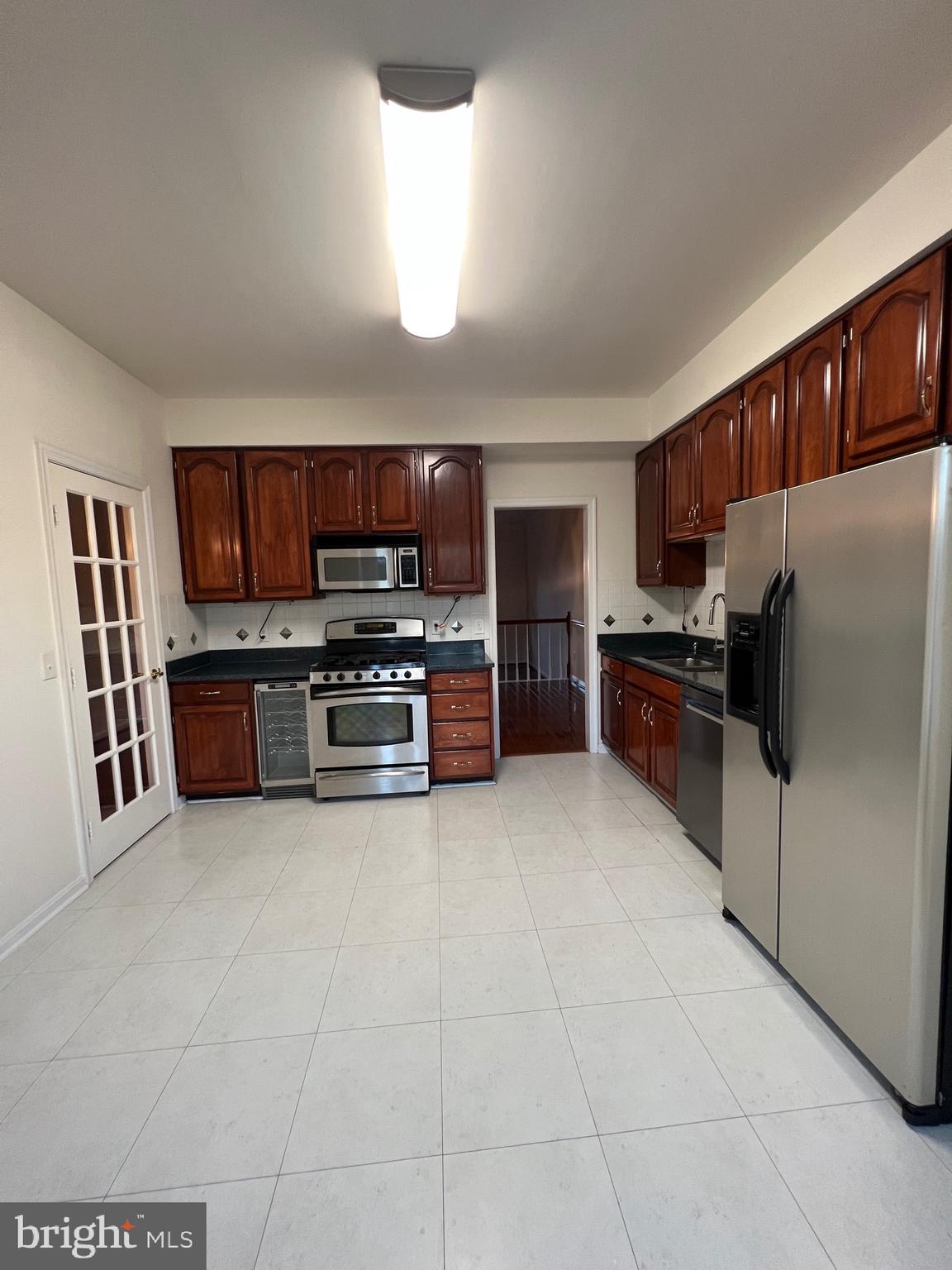 SULLY STATION II - Residential Lease