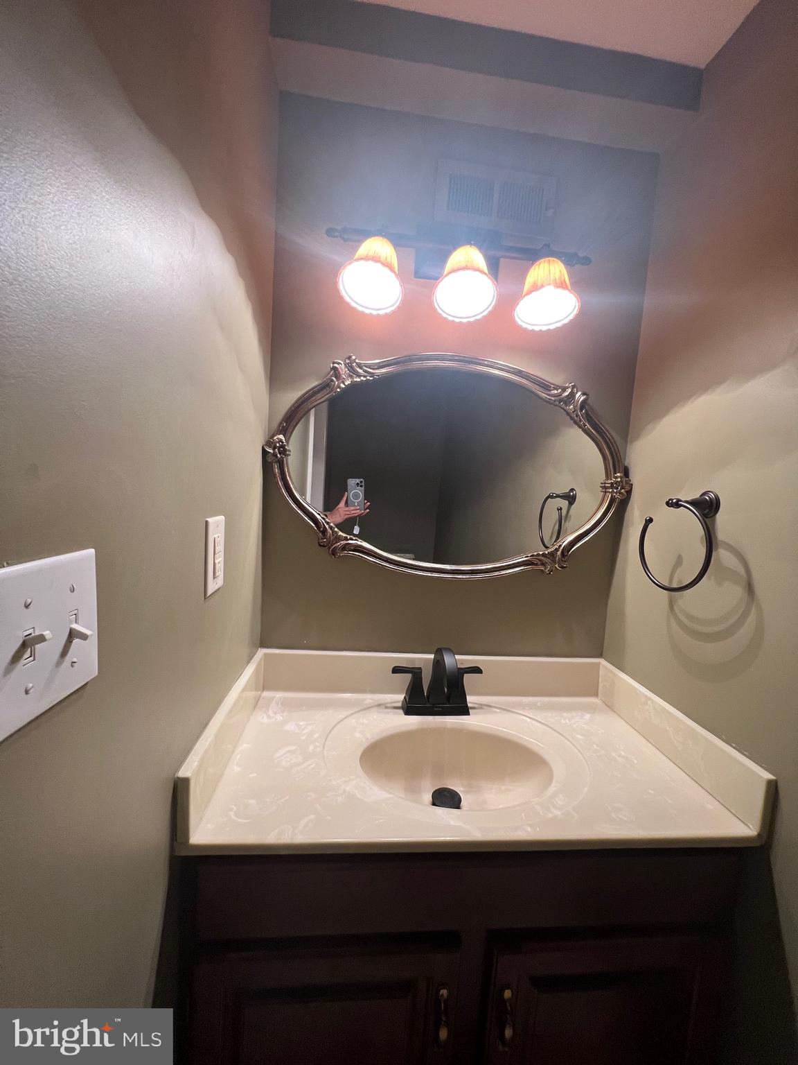 SULLY STATION II - Residential Lease