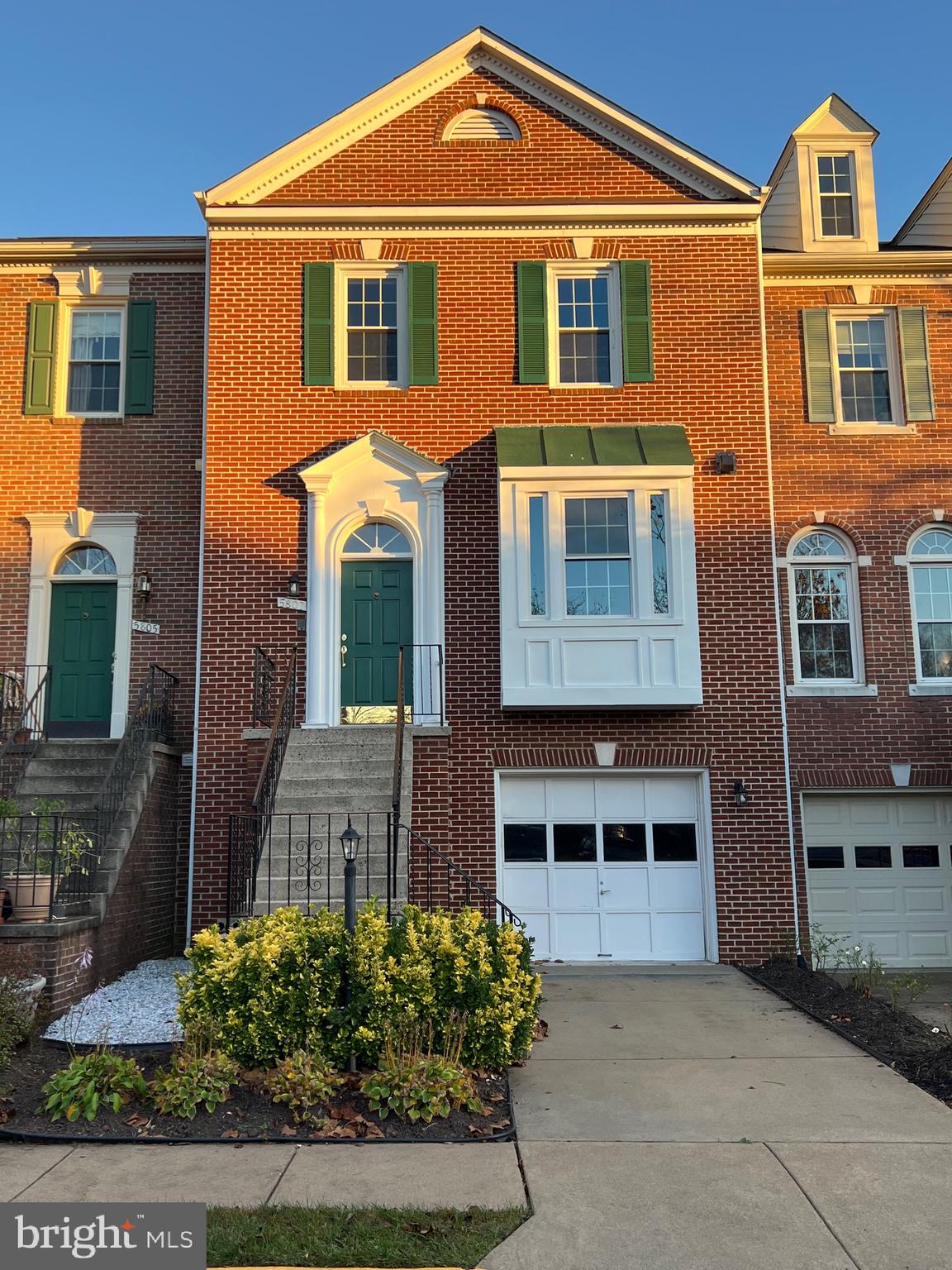 SULLY STATION II - Residential Lease