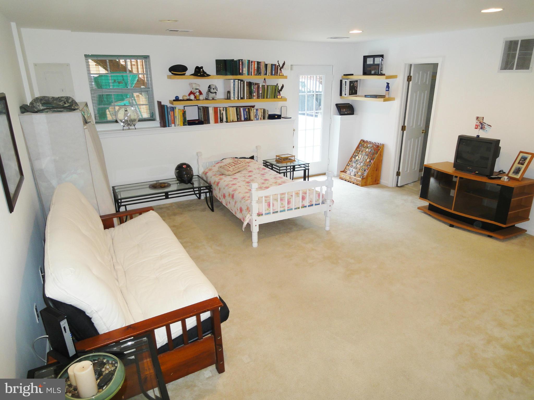 KINGSTOWNE - Residential