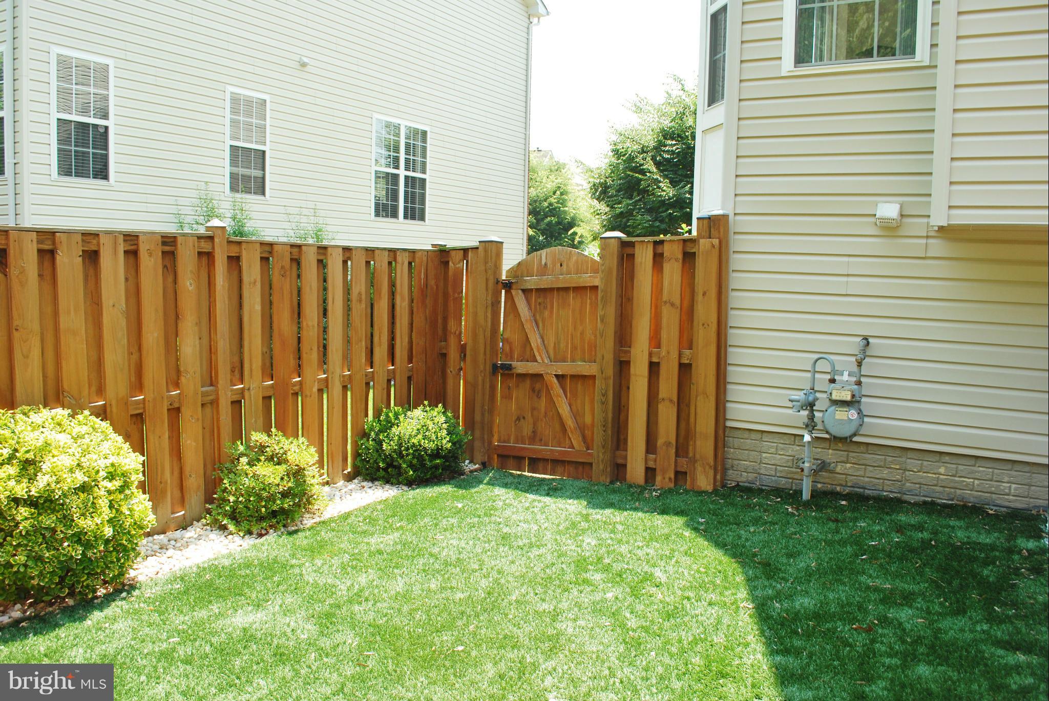 KINGSTOWNE - Residential