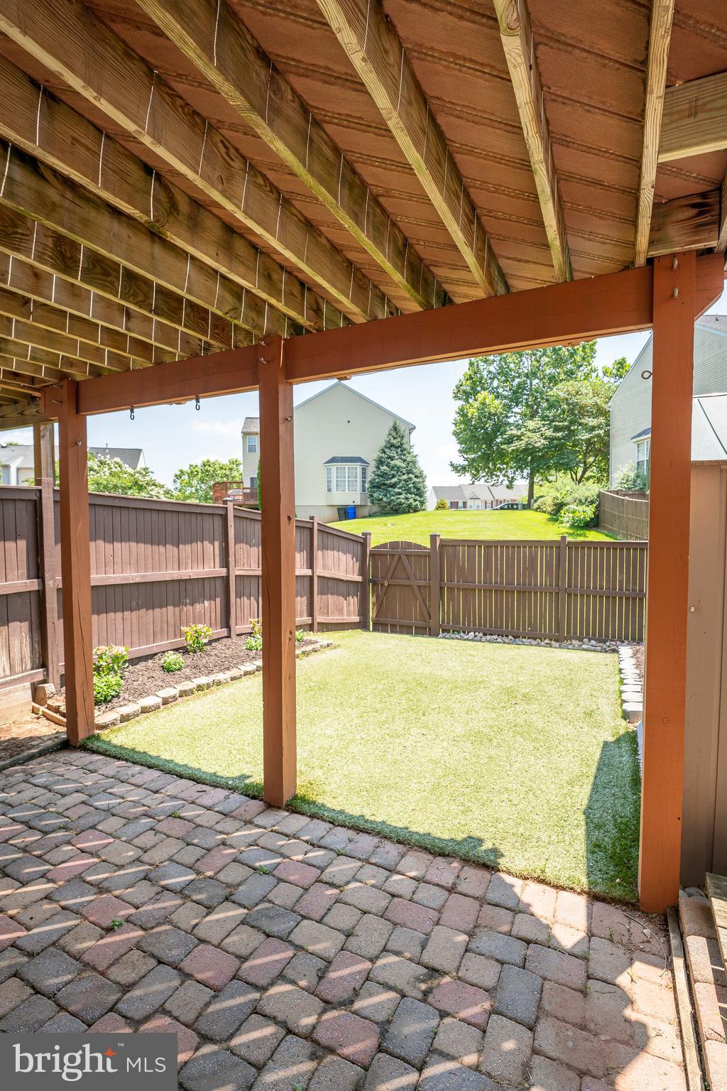 WELLINGTON TRACE - Residential