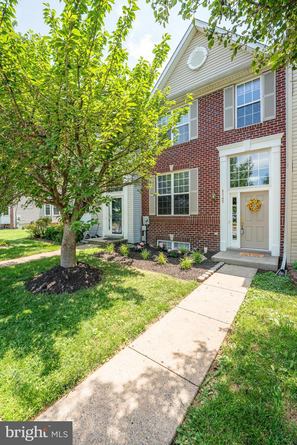 WELCOME HOME! This fantastic home is in a desirable neighborhood and is a great commuter location as well as being convenient to all Frederick has to offer. It's fully finished inside and out so you have all the indoor and outdoor spaces you need! It has almost all new flooring in the last few years. It has a renovated eat-in kitchen with an island (with gorgeous shiplap detailing!) and loads of cabinet and counter space. The appliances are all newer, upgraded, and stainless steel. And the QUARTZ countertops are stunning! In addition, the large windows bring in an abundance of natural light.
This home has had a lot of great (and big) updates. This includes:
2025 - New landscaped areas in front and rear of home.
2024 - Den carpet.
2023 - A/C, microwave, smoke alarms, crown & window moldings.
2022 - Kitchen: Cabinets painted PLUS NEW: quartz counters, backsplash, sink, faucet, fridge, Bosch dishwasher, stove with double ovens; Crown & window moldings. Floors: Luxury vinyl plank in foyer, living room, and kitchen as well as stair carpeting.
2021 - Washer; Floors: Luxury vinyl plank in three bedrooms and upstairs hallway.
2019 - Dryer.
2018 - Roof.
There is also newer (2/3 years or less) paint in many rooms throughout the home. There are some bonus features like recessed lighting on the main floor and plenty of wonderful moldings including window casings in some rooms. There are several great allergy-friendly features including an air purifier on the hvac system as well as mostly luxury vinyl plank flooring on the top two levels which is also beautiful and easy to clean. The exterior space includes a deck, fence, and paver patio as well as a shed for all of your landscaping supplies, bikes, or outdoor gear. The home also has turf in the backyard which, with the patio, makes for minimal back yard maintenance. All it needs is your finishing touches! Come for a visit and see why this home could be your perfect match!