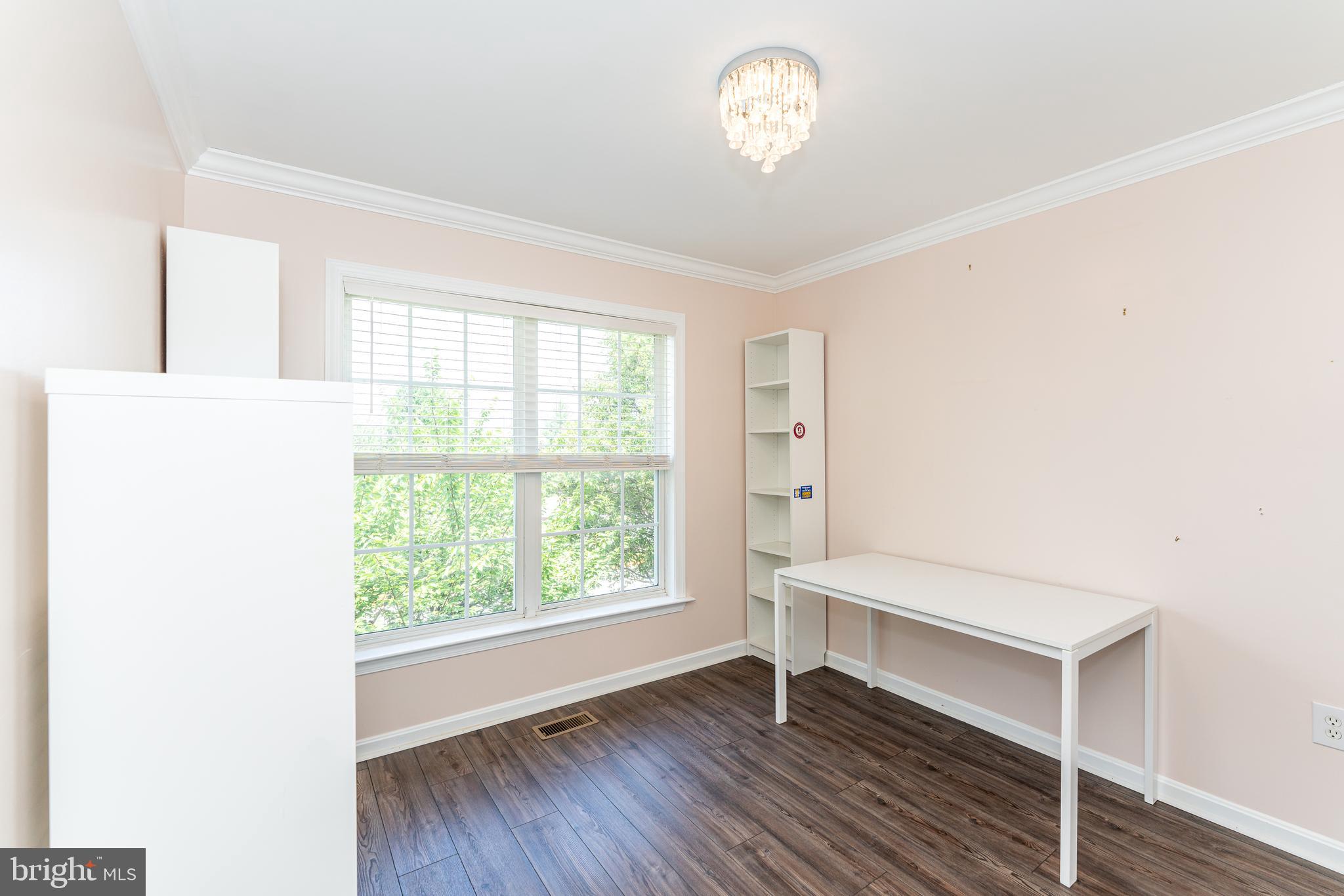 WELLINGTON TRACE - Residential