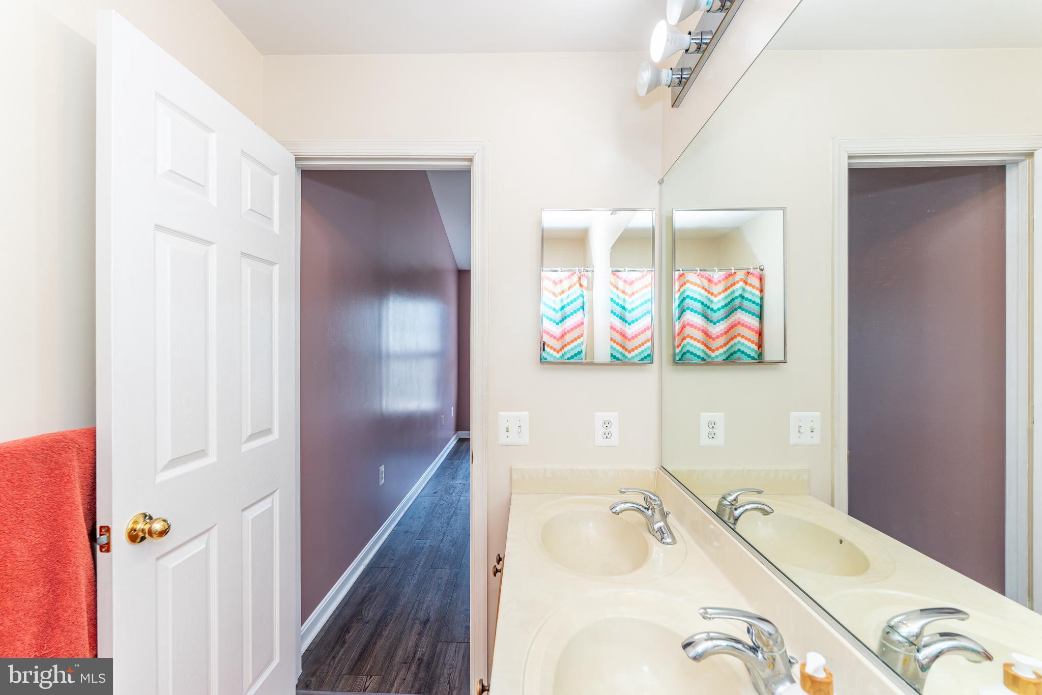 WELLINGTON TRACE - Residential