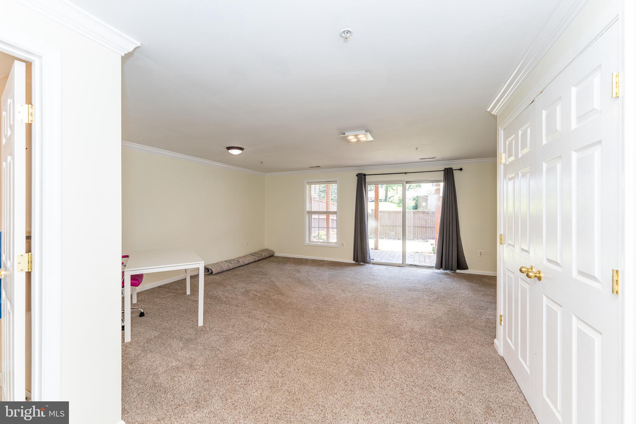 WELLINGTON TRACE - Residential