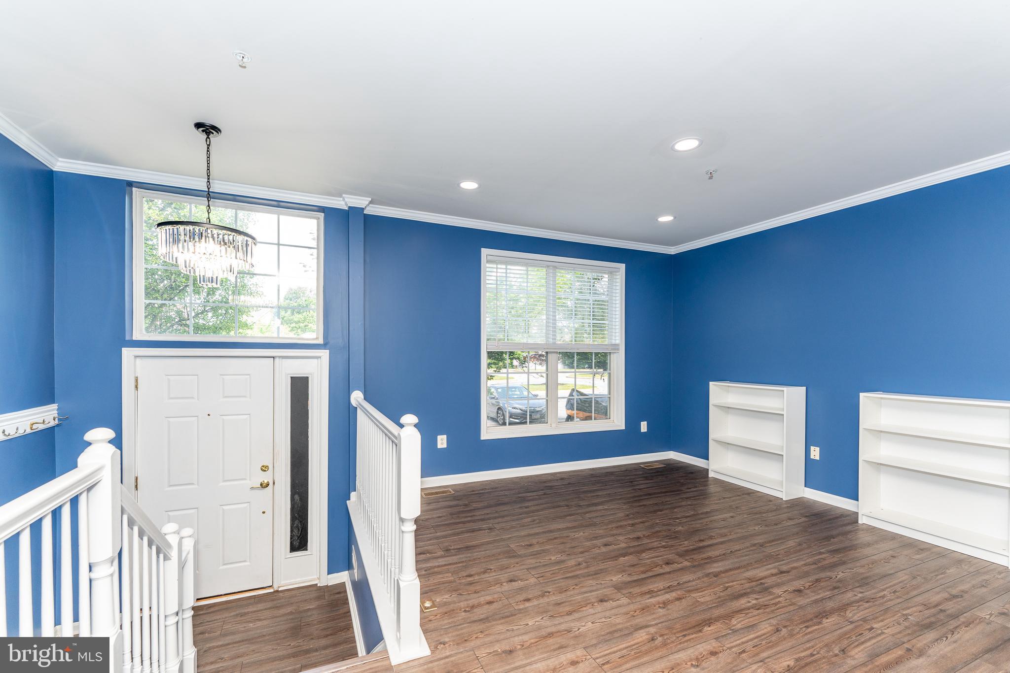 WELLINGTON TRACE - Residential