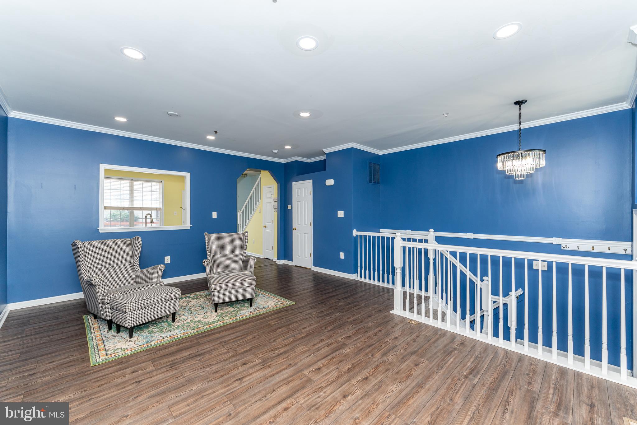 WELLINGTON TRACE - Residential