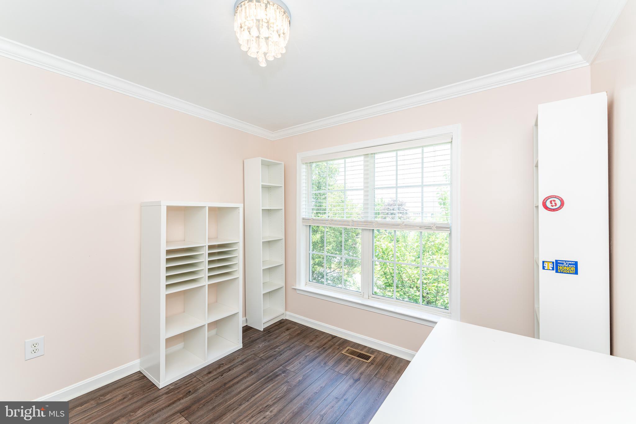 WELLINGTON TRACE - Residential