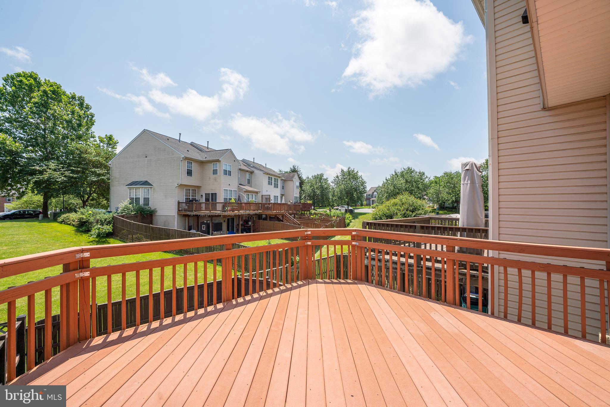 WELLINGTON TRACE - Residential