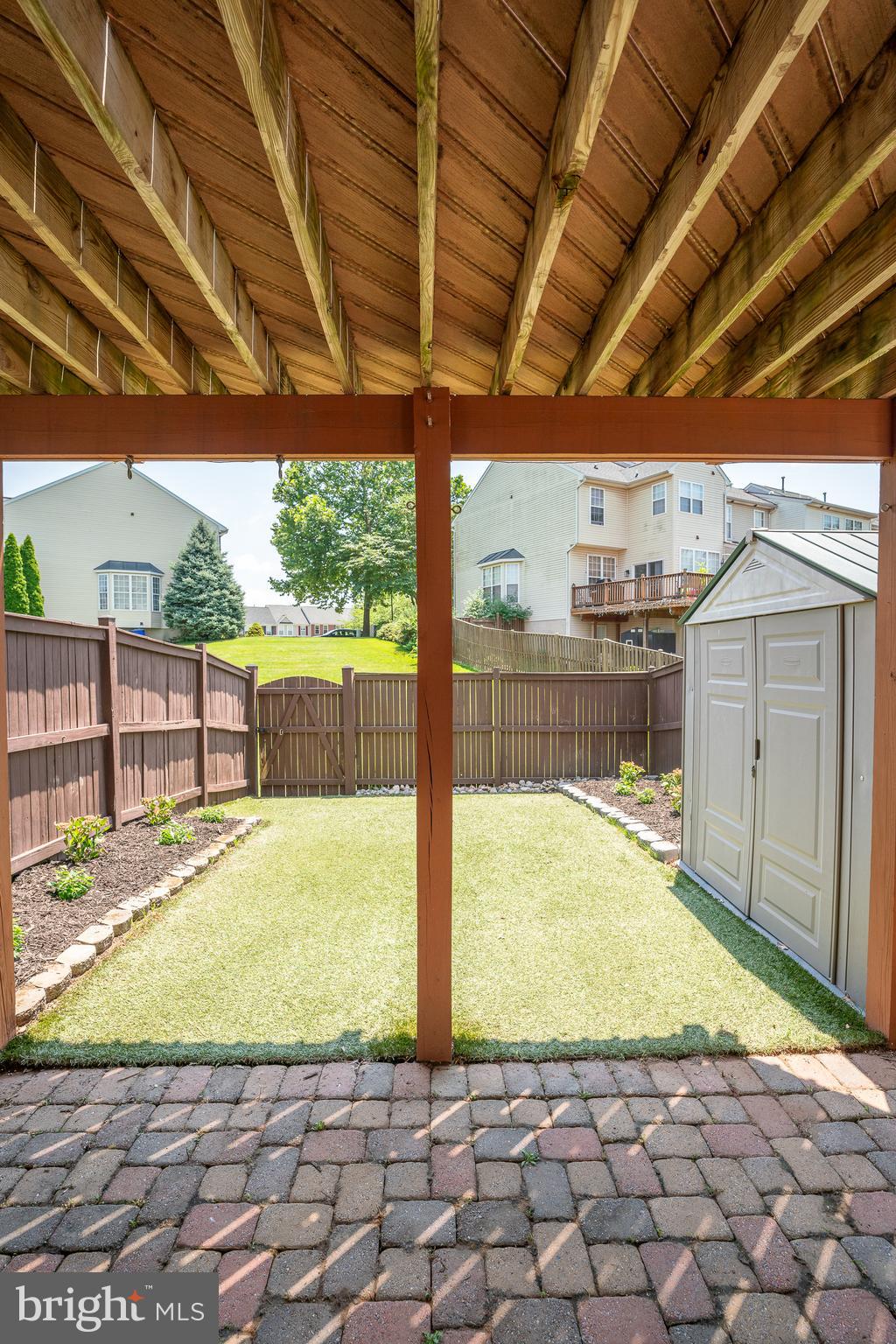 WELLINGTON TRACE - Residential