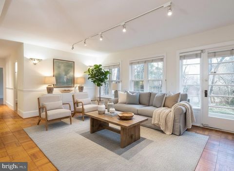 3225 RAVENSWORTH PLACE ALEXANDRIA VA 22302