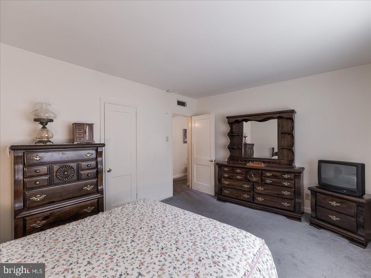 ACADEMY GARDENS - Residential