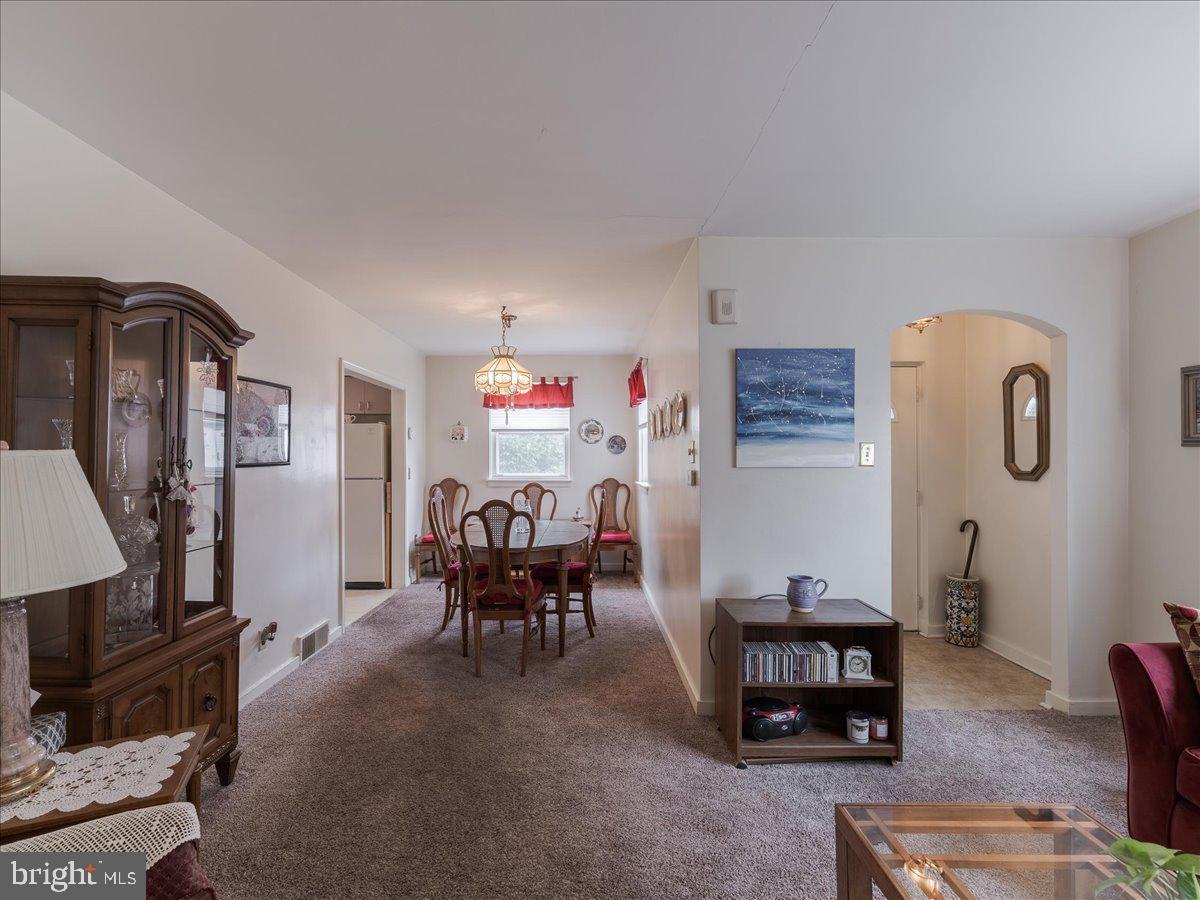 ACADEMY GARDENS - Residential