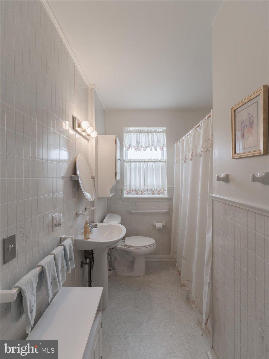 ACADEMY GARDENS - Residential