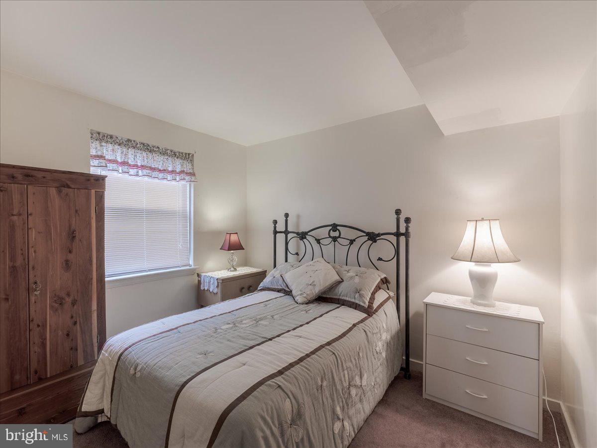 ACADEMY GARDENS - Residential