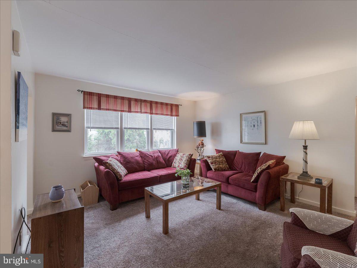 ACADEMY GARDENS - Residential