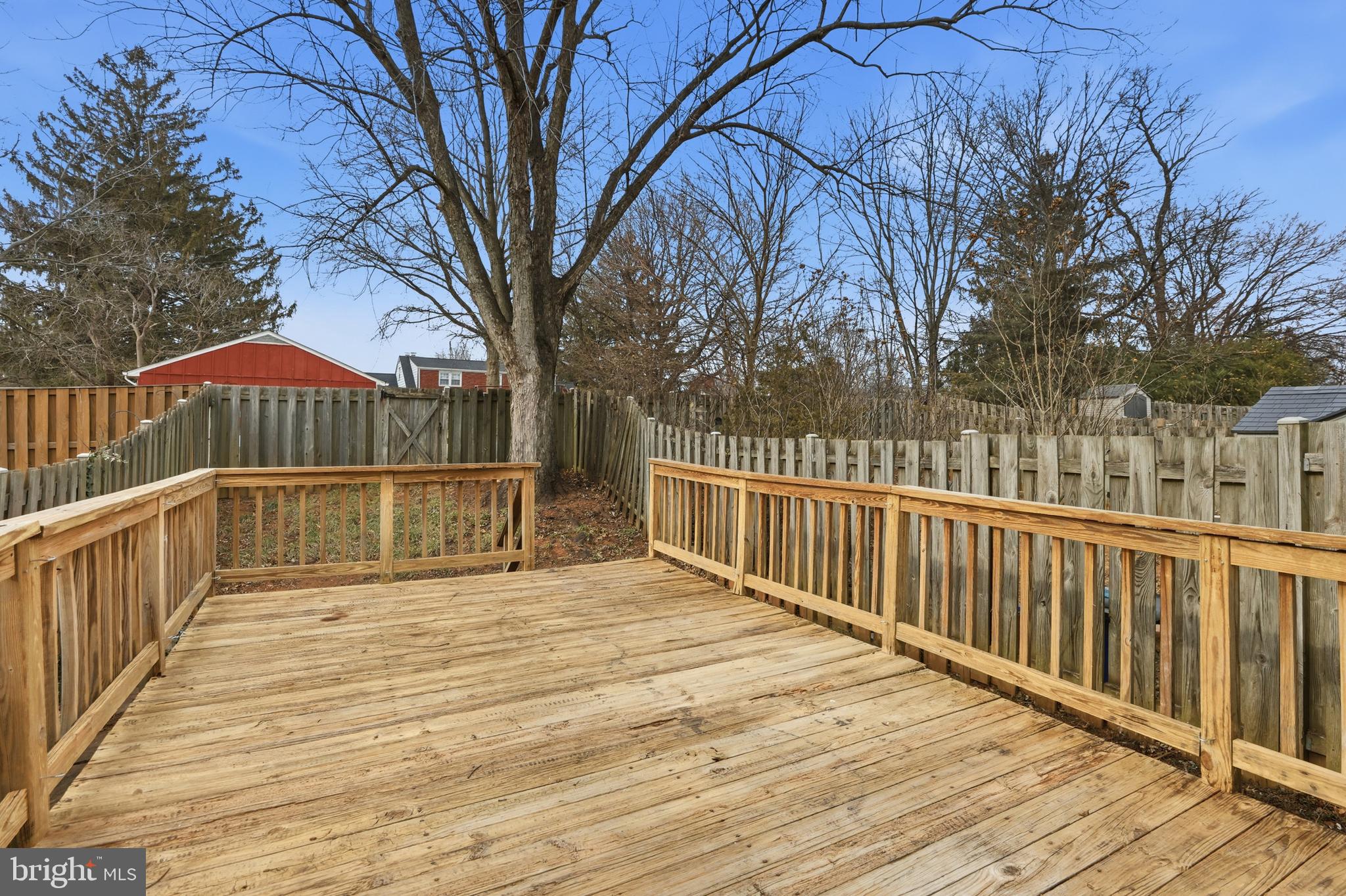 DAMASCUS MANOR - Residential