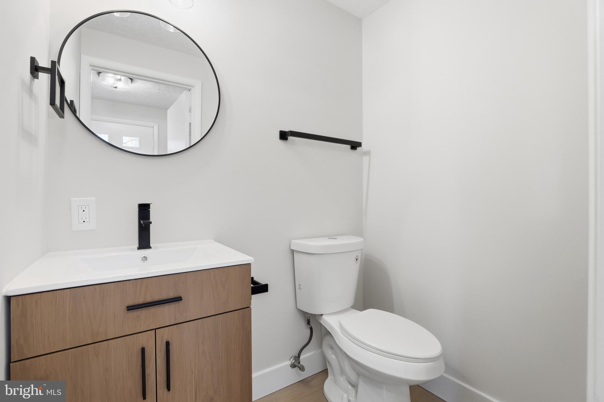 DAMASCUS MANOR - Residential