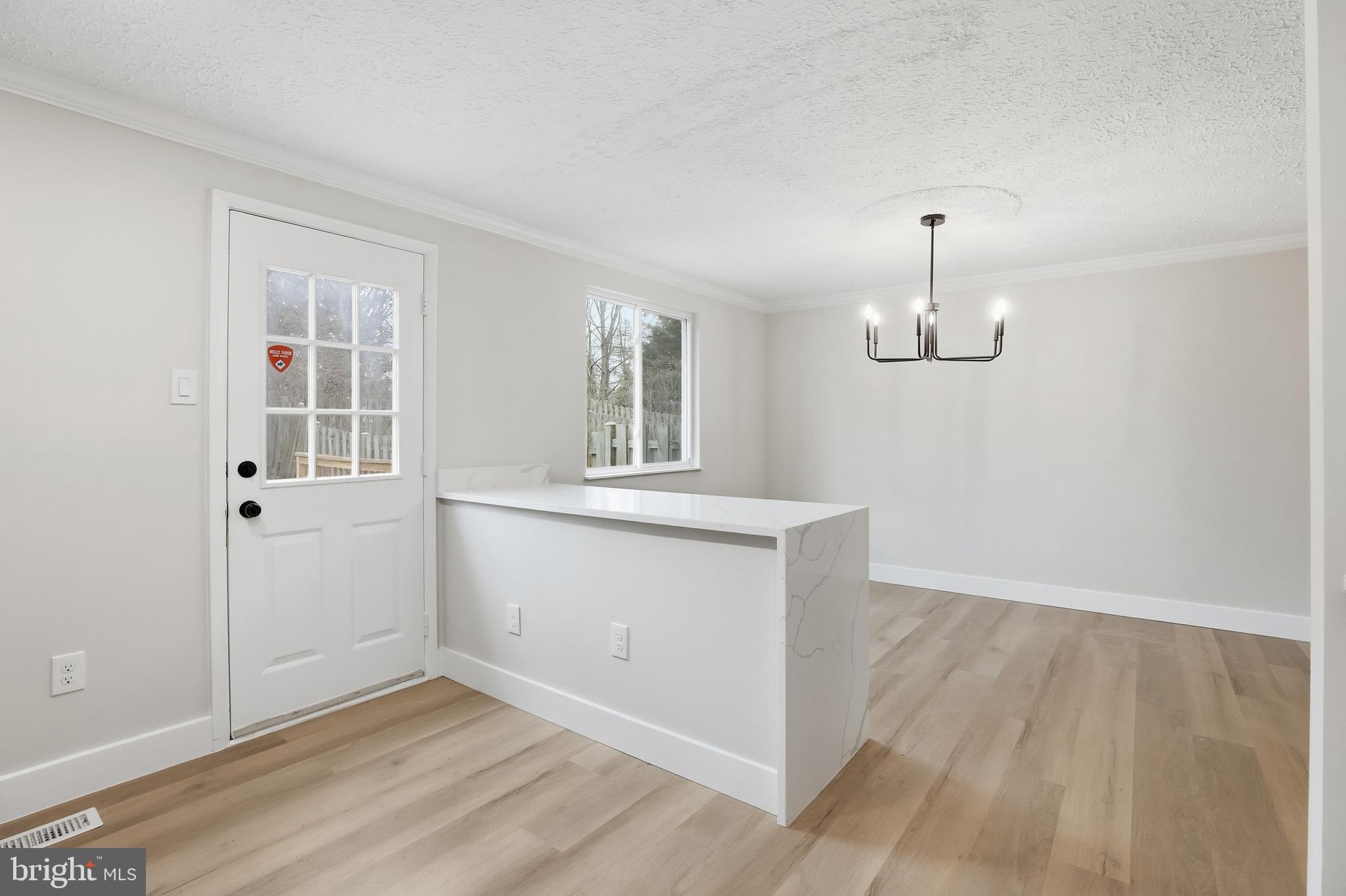 DAMASCUS MANOR - Residential