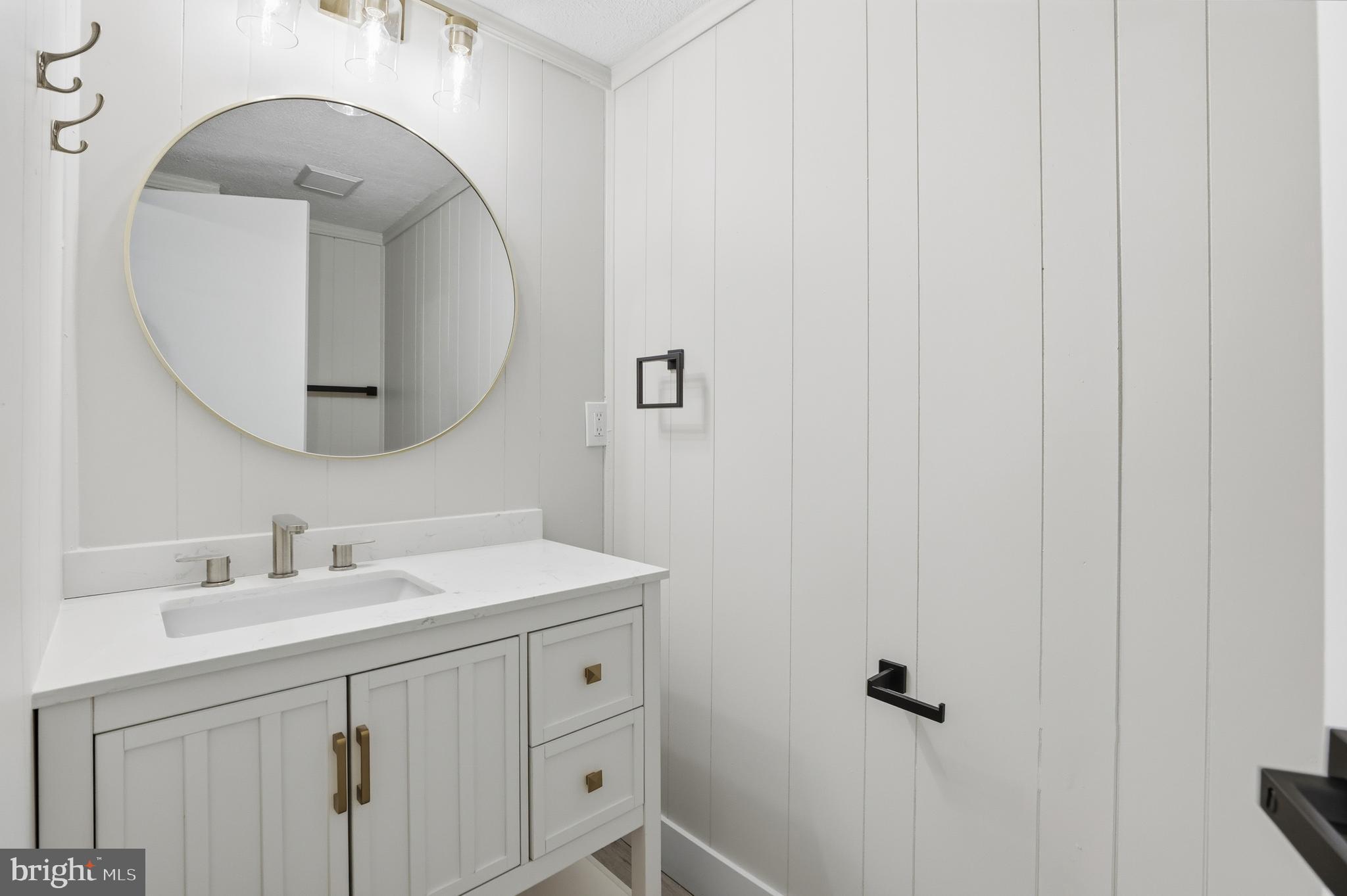 DAMASCUS MANOR - Residential