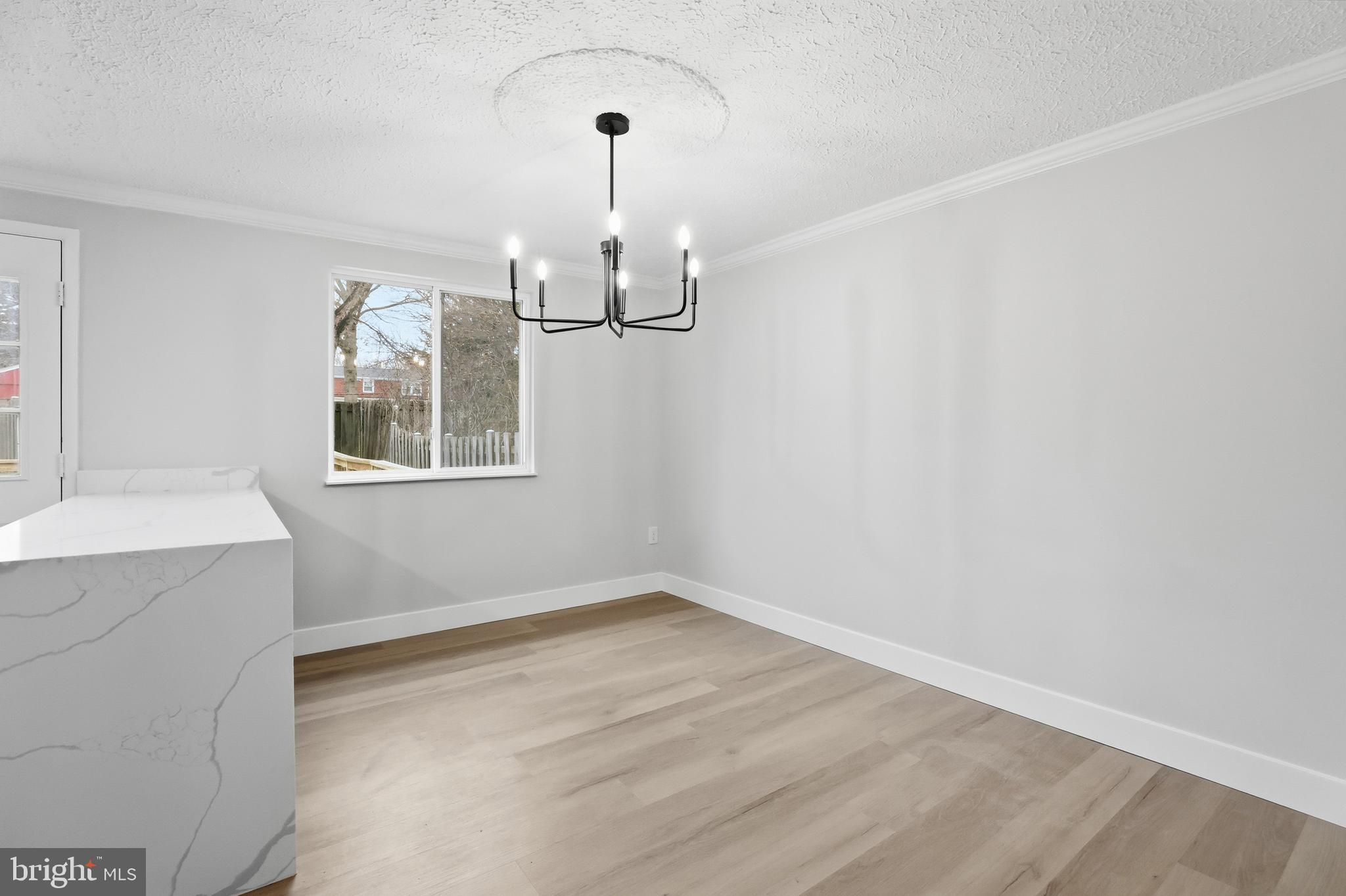 DAMASCUS MANOR - Residential