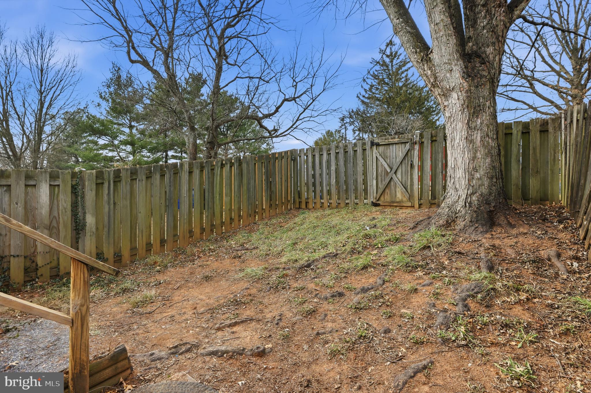 DAMASCUS MANOR - Residential