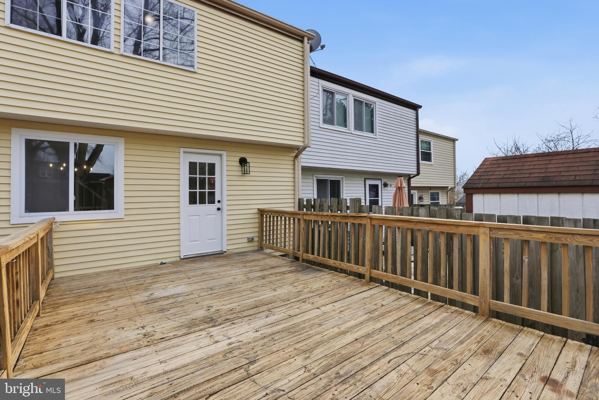 DAMASCUS MANOR - Residential