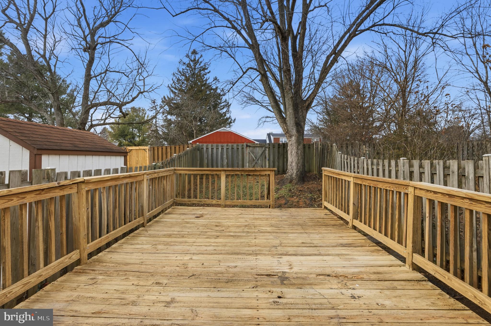 DAMASCUS MANOR - Residential