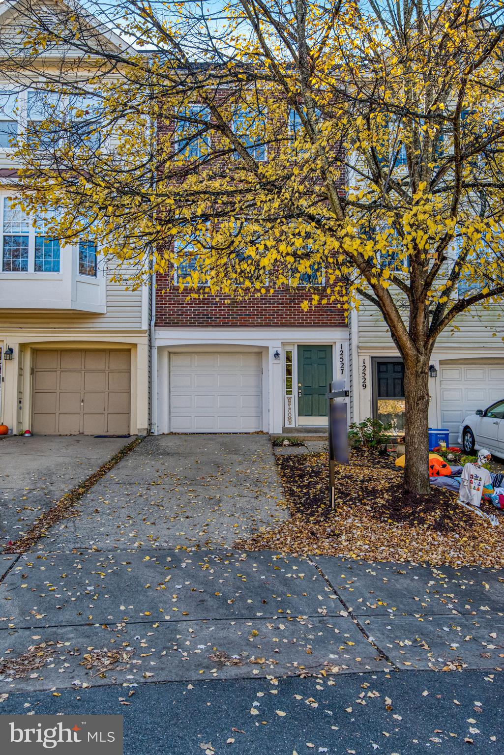 BARR HILL AT INVERNESS - Residential Lease