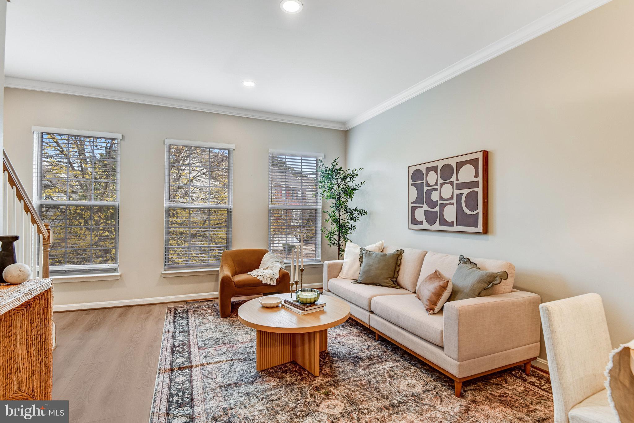 BARR HILL AT INVERNESS - Residential Lease