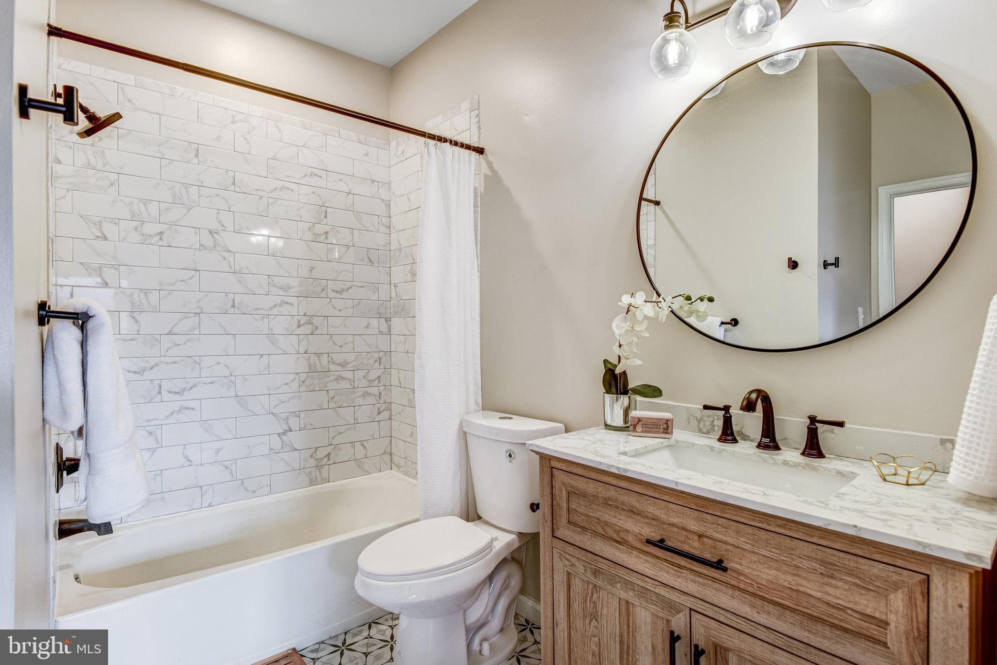 BARR HILL AT INVERNESS - Residential Lease