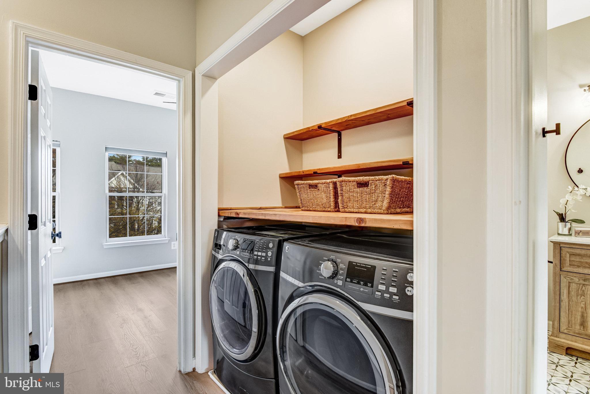 BARR HILL AT INVERNESS - Residential Lease