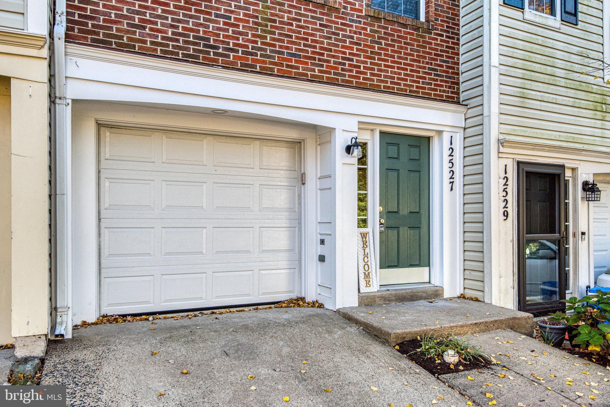 BARR HILL AT INVERNESS - Residential Lease