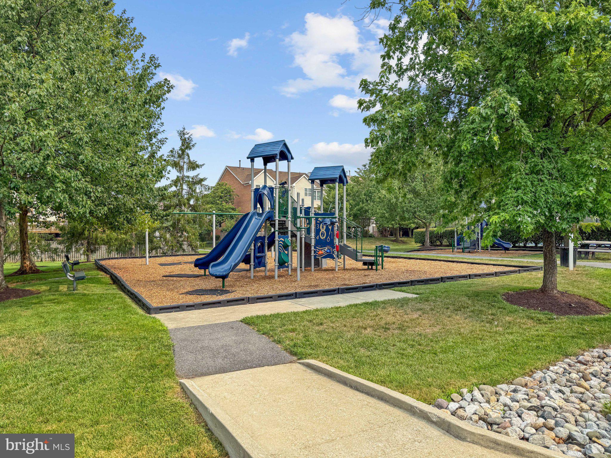3847 GLEBE MEADOW WAY