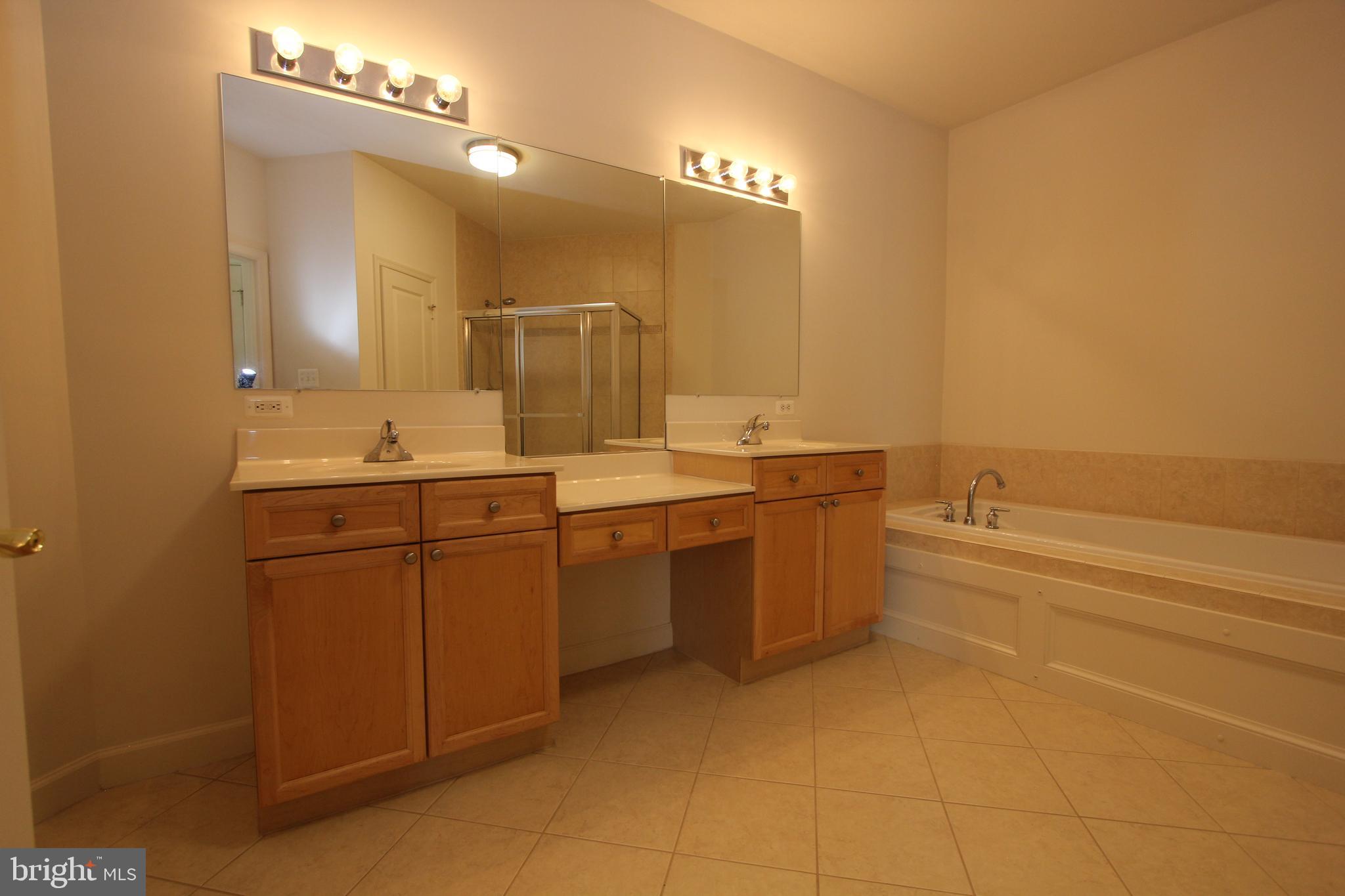 HARBOR POINT WEST CONDO - Residential