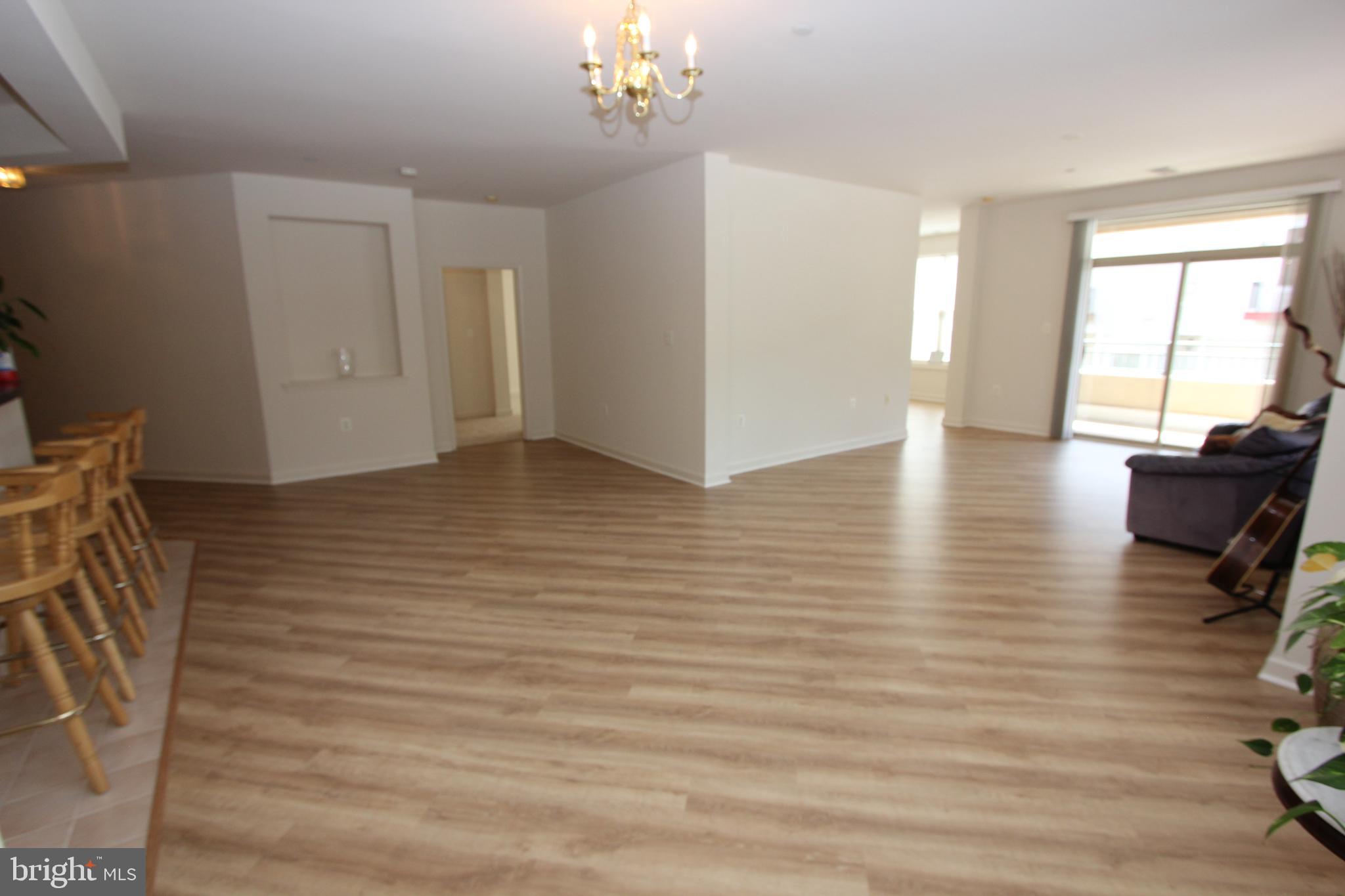 HARBOR POINT WEST CONDO - Residential