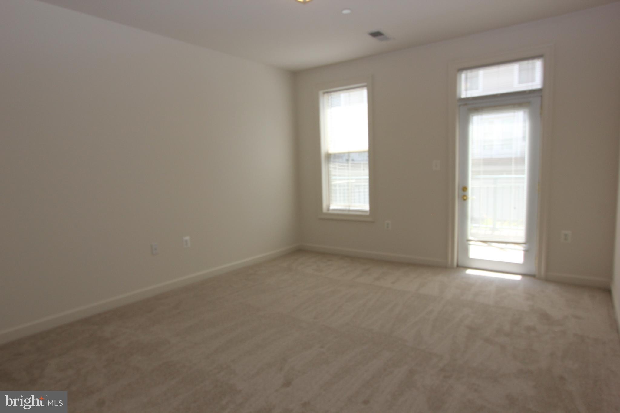 HARBOR POINT WEST CONDO - Residential