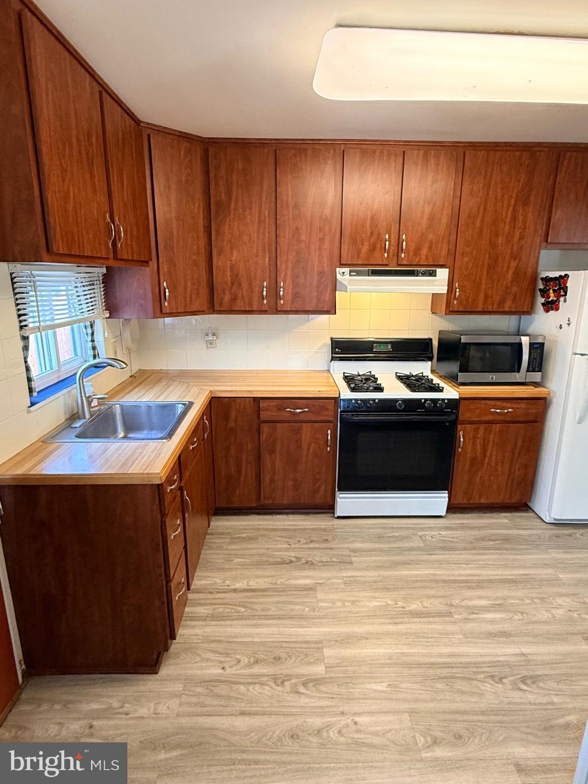 WILLOW GROVE - Residential