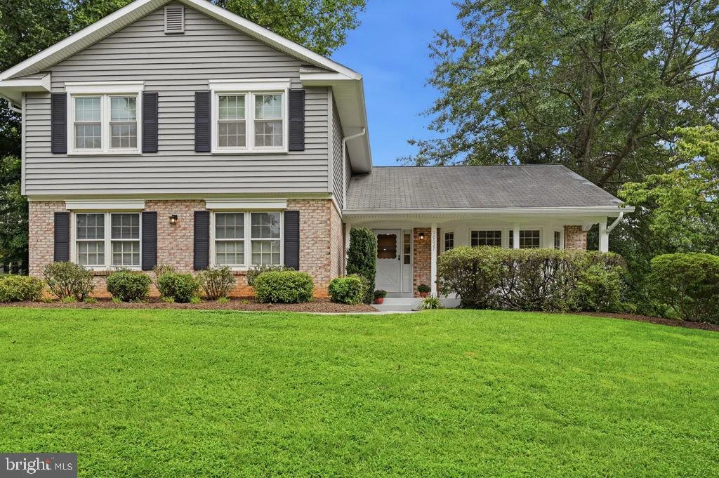 10027 Glenoak Court, Vienna, VA, 22181