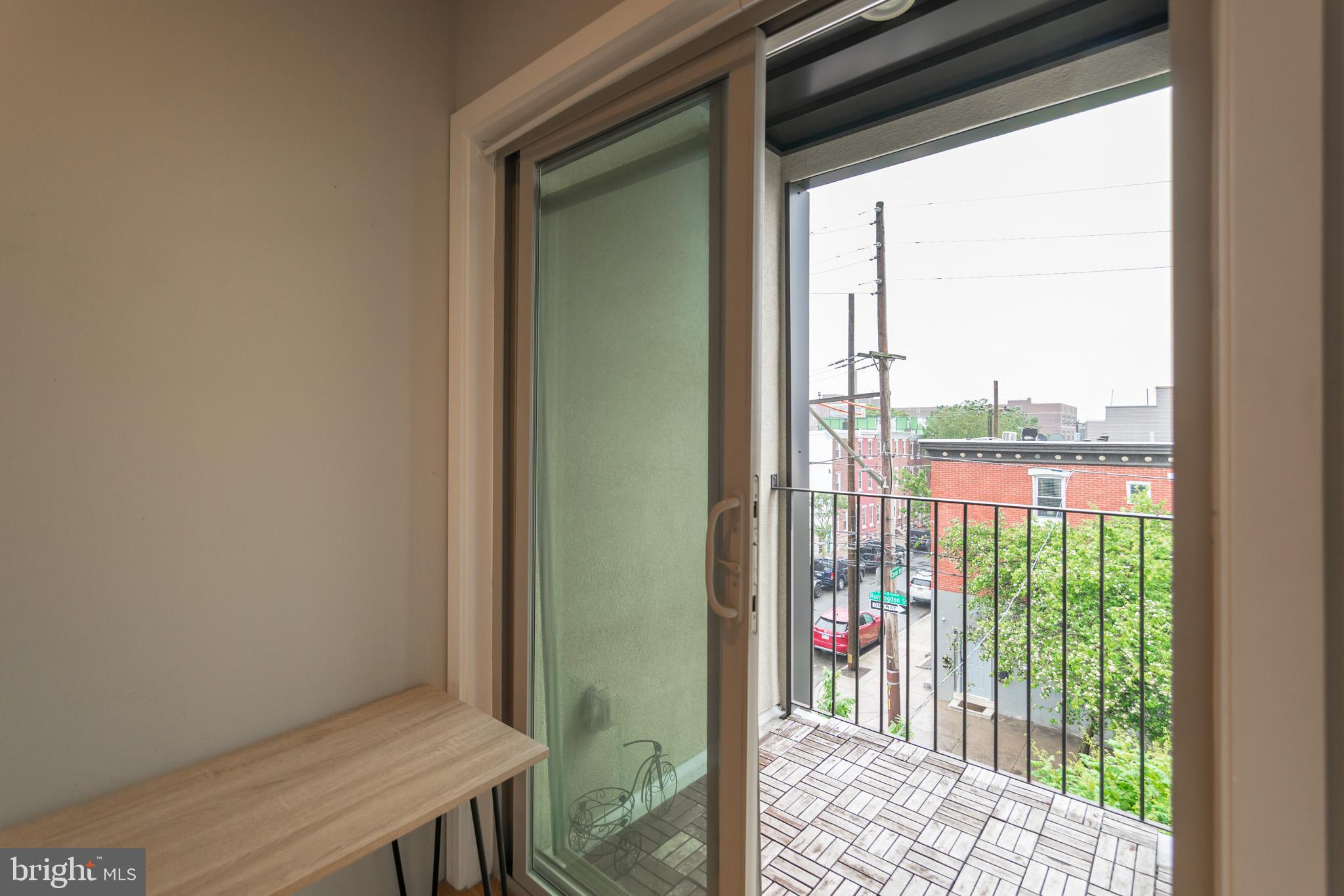 EAST KENSINGTON - Residential Lease