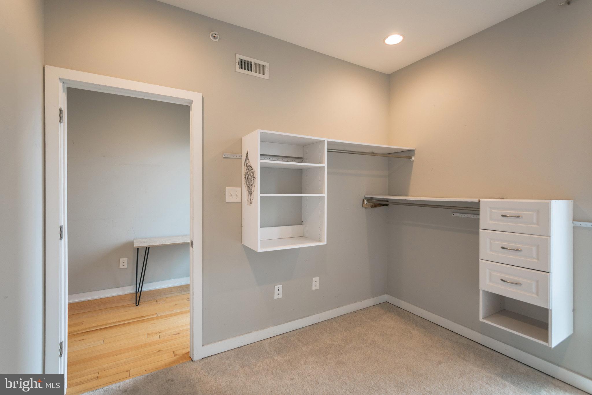 EAST KENSINGTON - Residential Lease